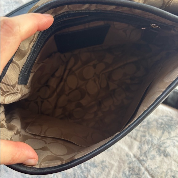 Coach Vintage Leather Legacy Saddle Flap Black City Crossbody Bag 9332 - Picture 8 of 11